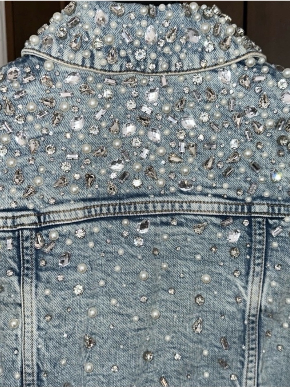 Alice + Olivia
Nelson Embellished Fitted Denim Jacket • Sz SMALL•MSRP $895
